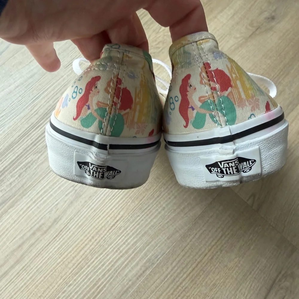 Vans RARE Little Mermaid Print - Picture 3 of 9
